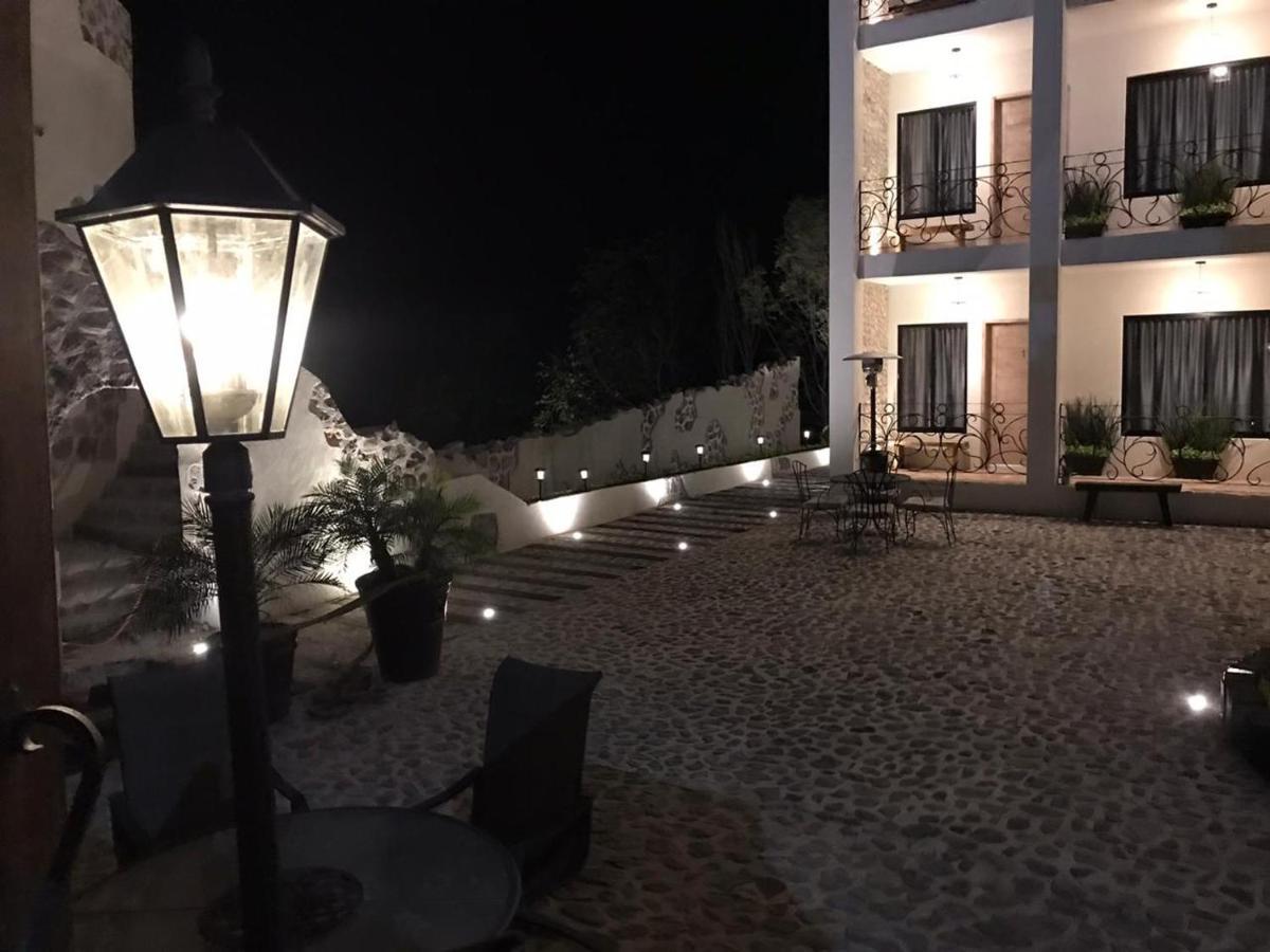 Suites Campestres Montebello 버날 외부 사진